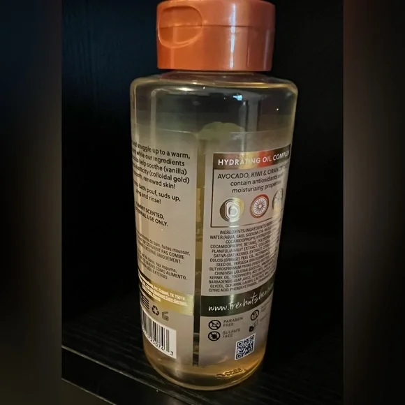 Tree Hut Vanilla Foaming Gel Wash - Orange Cap - Picture 2 of 3